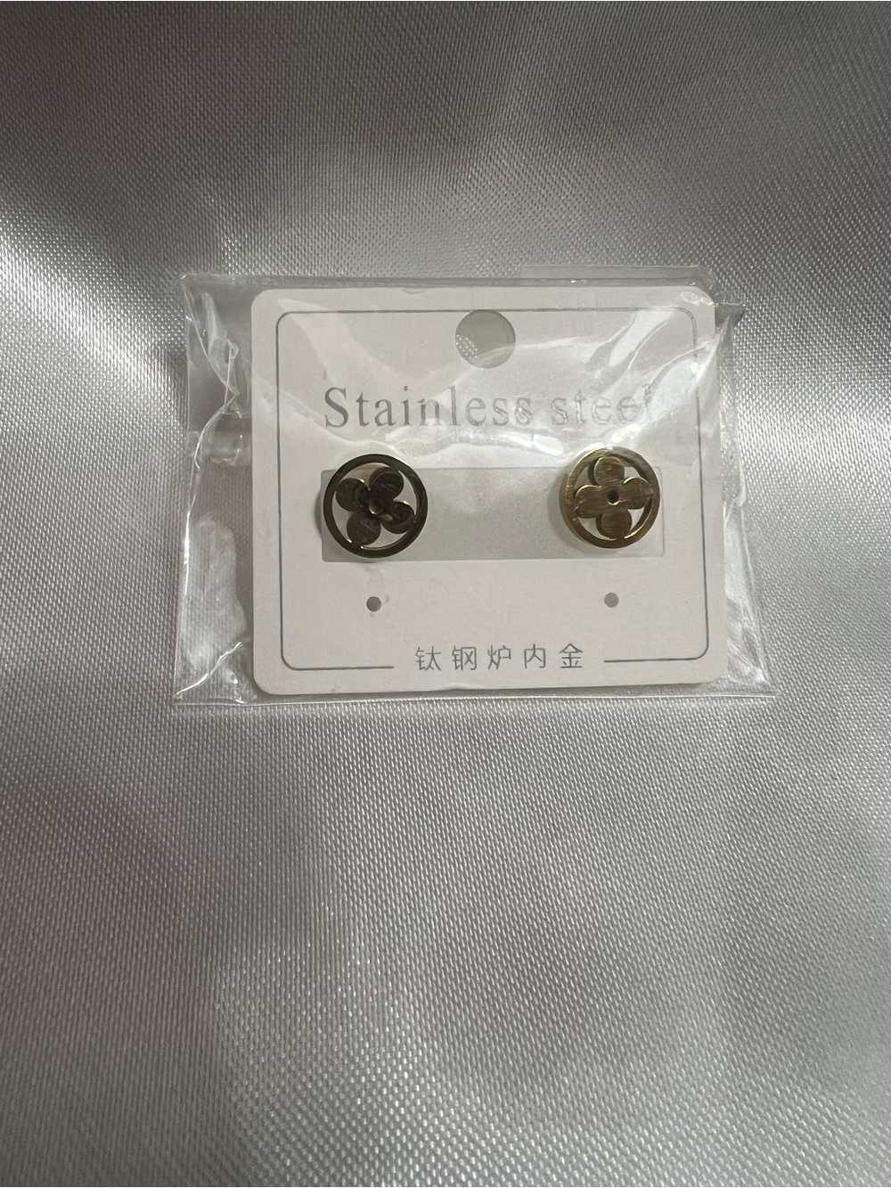 Stainless Steel Gold Flower Cutout Stud Earrings